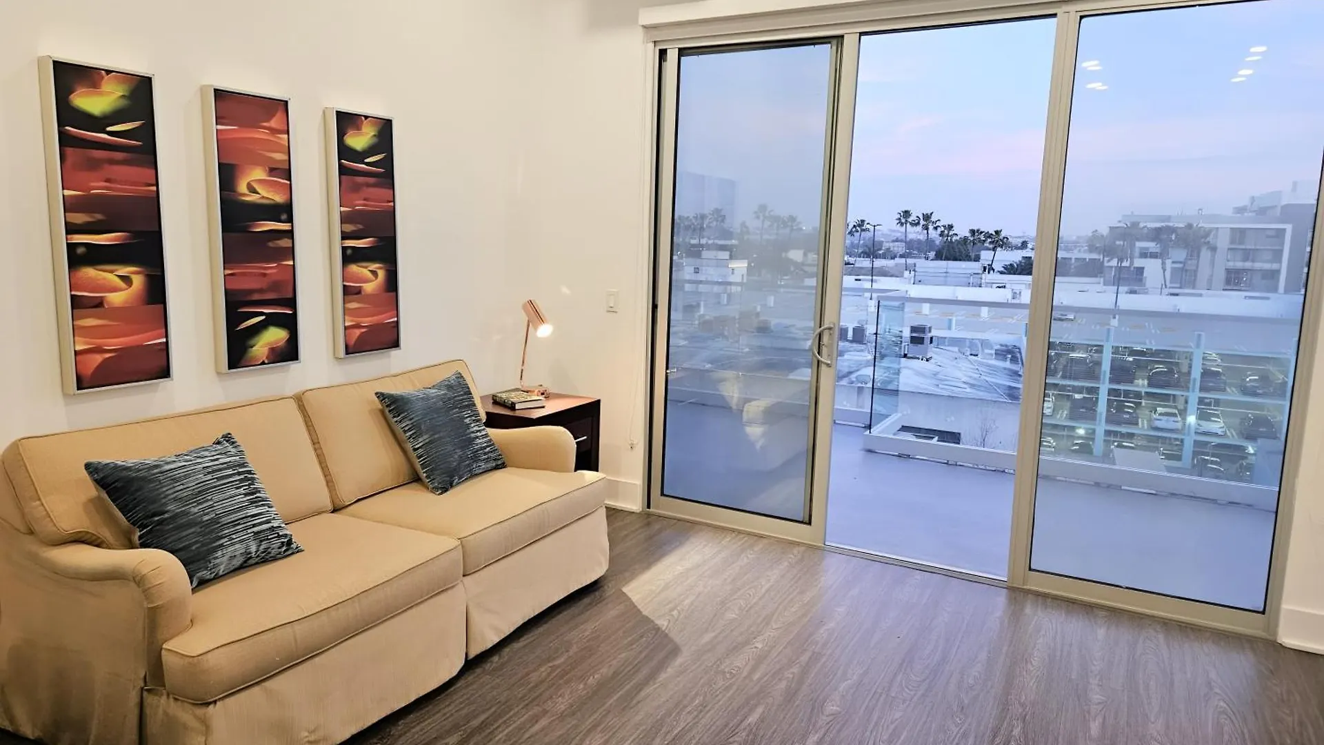 Stayspro - Modern Venice Beach Stay - Walk To Marina & Boardwalk Los Angeles 0*,  United States